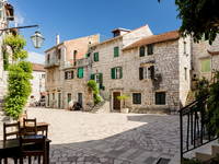 Platz Trg Skor - Stari Grad