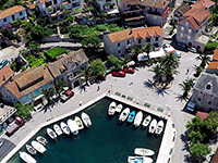 Dorfkern - Promenade, Stomorska