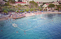 Wasserballspiel Strand Riva Sumartin