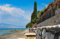 Badeplateaus Sutivan