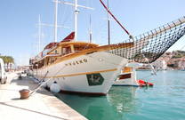 Segelschiffe in Trogir