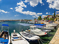 Kleiner Hafen, Brodarica