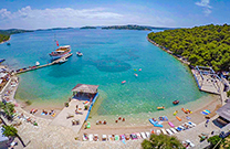 Strand Hostin Rastovac, Tisno