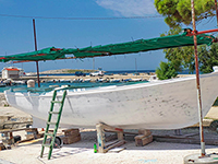 Boot-Restaurierung, Hafen