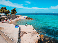 Strand Bucht Mata, Lun