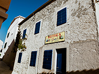 Crnkovic Hof in Novalja