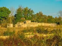 Ruine der Kirche des hl. Mihovil in Novigrad (Dalmatien)