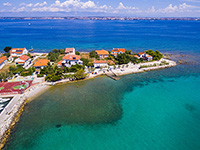 Strand St. Peter, Poljana