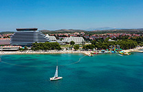 Strand Hangar, Vodice