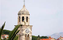 Die heilige Kirche des St. Nikolaus aus dem Jahr 1732 mit barocker Innenausstattung