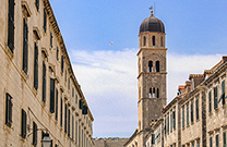 Stradun, Glockenturm Franziskanerkloster